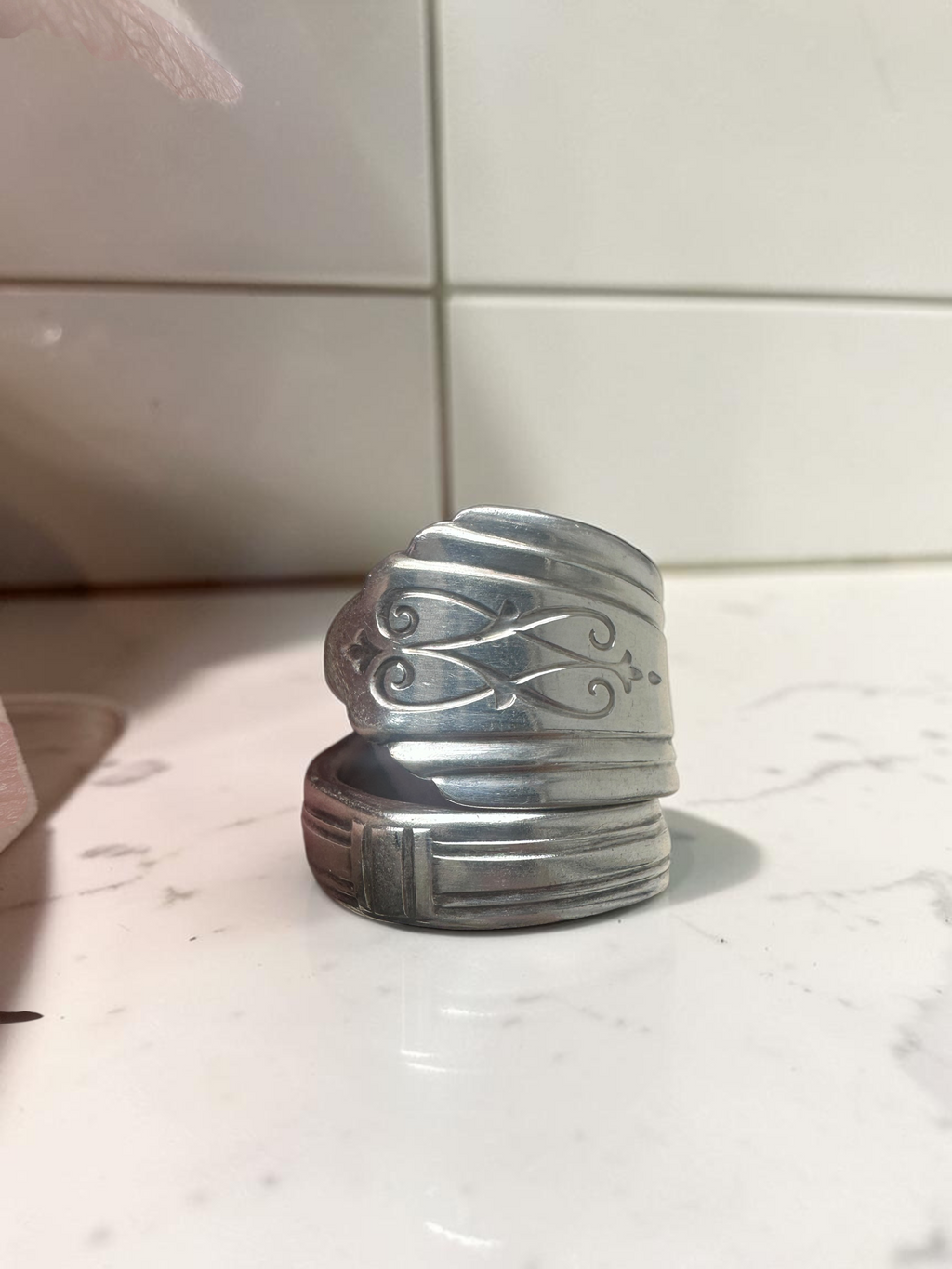 Vintage Queen Bess II Spoon Ring, 1946 Oneida Tudor Plate, Upcycled Silverware Ring, Floral Scroll Ring, Adjustable Statement Jewelry