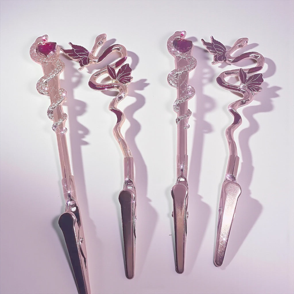 ATM Card Clip Tool featuring a beautiful wire-wrapped design with snake and floral motifs, ideal for long nail lovers and jewelry wearers.