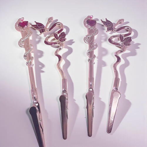 ATM Card Clip Tool featuring a beautiful wire-wrapped design with snake and floral motifs, ideal for long nail lovers and jewelry wearers.