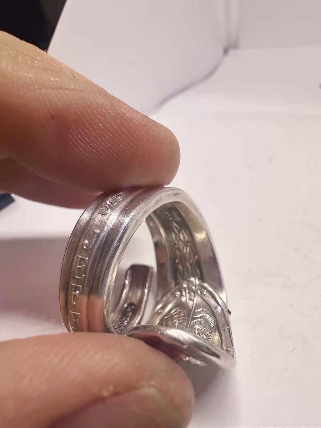 Handcrafted Vintage Thomas Jefferson Spoon Ring – Silver Plated, featuring a beautiful engraved design, a must-have for Thomas Jefferson ring collectors.