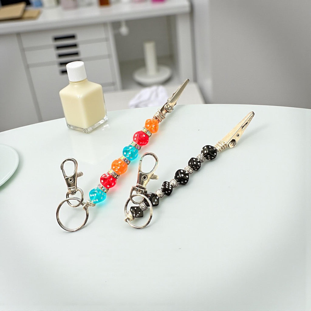 Handmade Dice Beaded ATM Card Clip Bracelet Helper, Long Nail Accessory