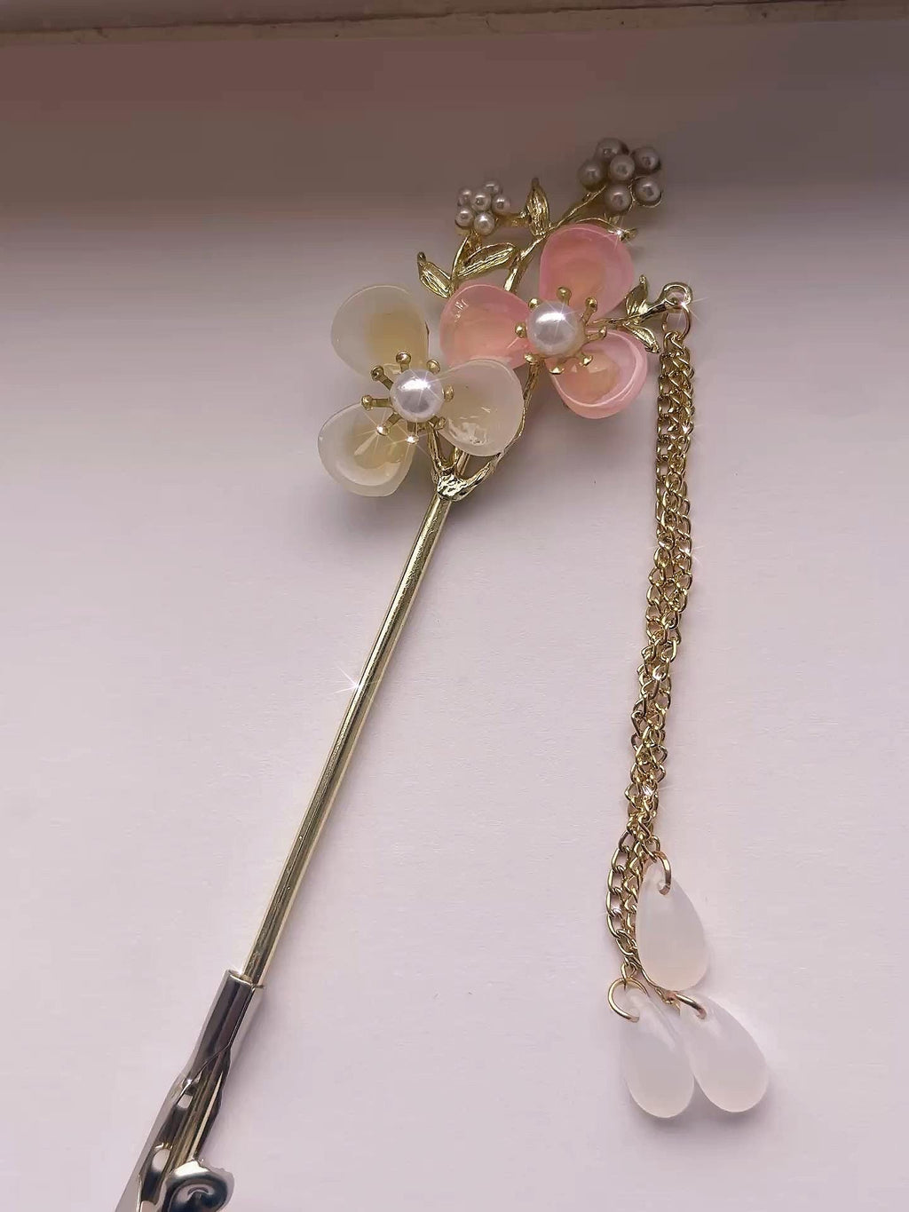 Floral ATM Card Grabber Tool • Cherry Blossom & Pearl Card Clip