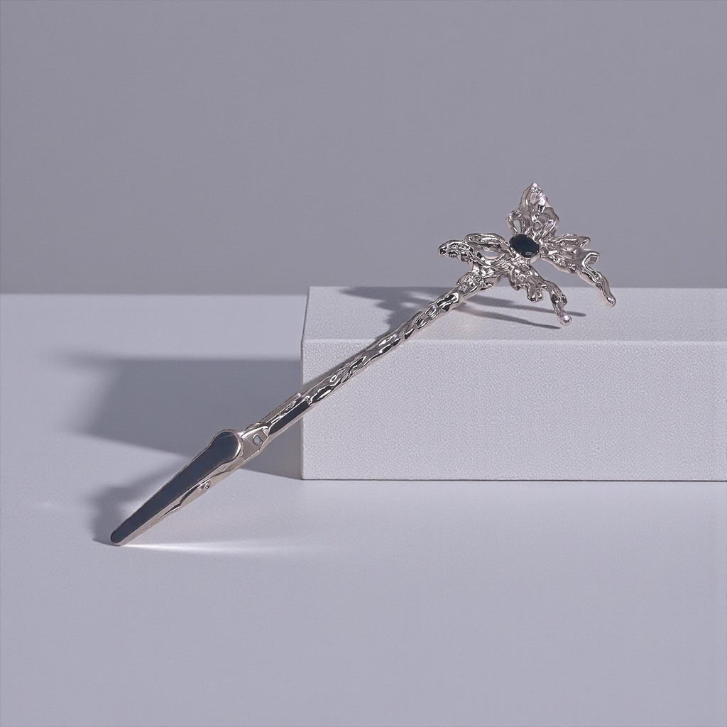 Silver Butterfly ATM Card Clip • Bracelet Buddy Tool for Long Nails