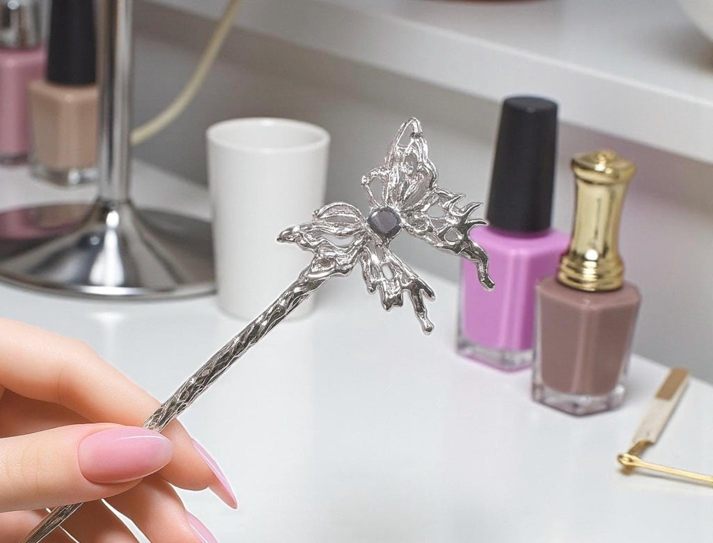 Silver Butterfly ATM Card Clip • Bracelet Buddy Tool for Long Nails