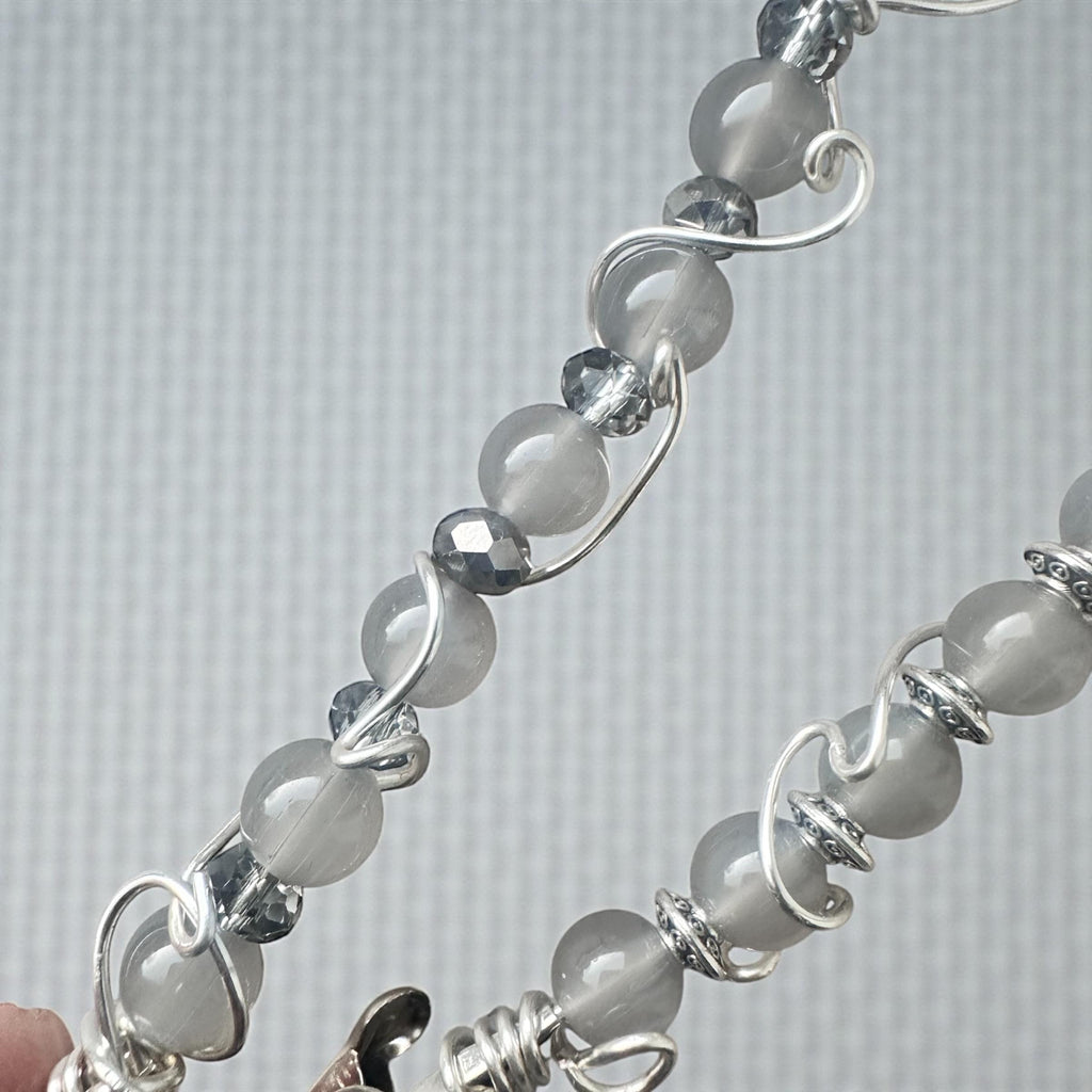 Labornite atm  Card Clip – Wire-Wrapped Long Nail Helper, Bracelet helper tool