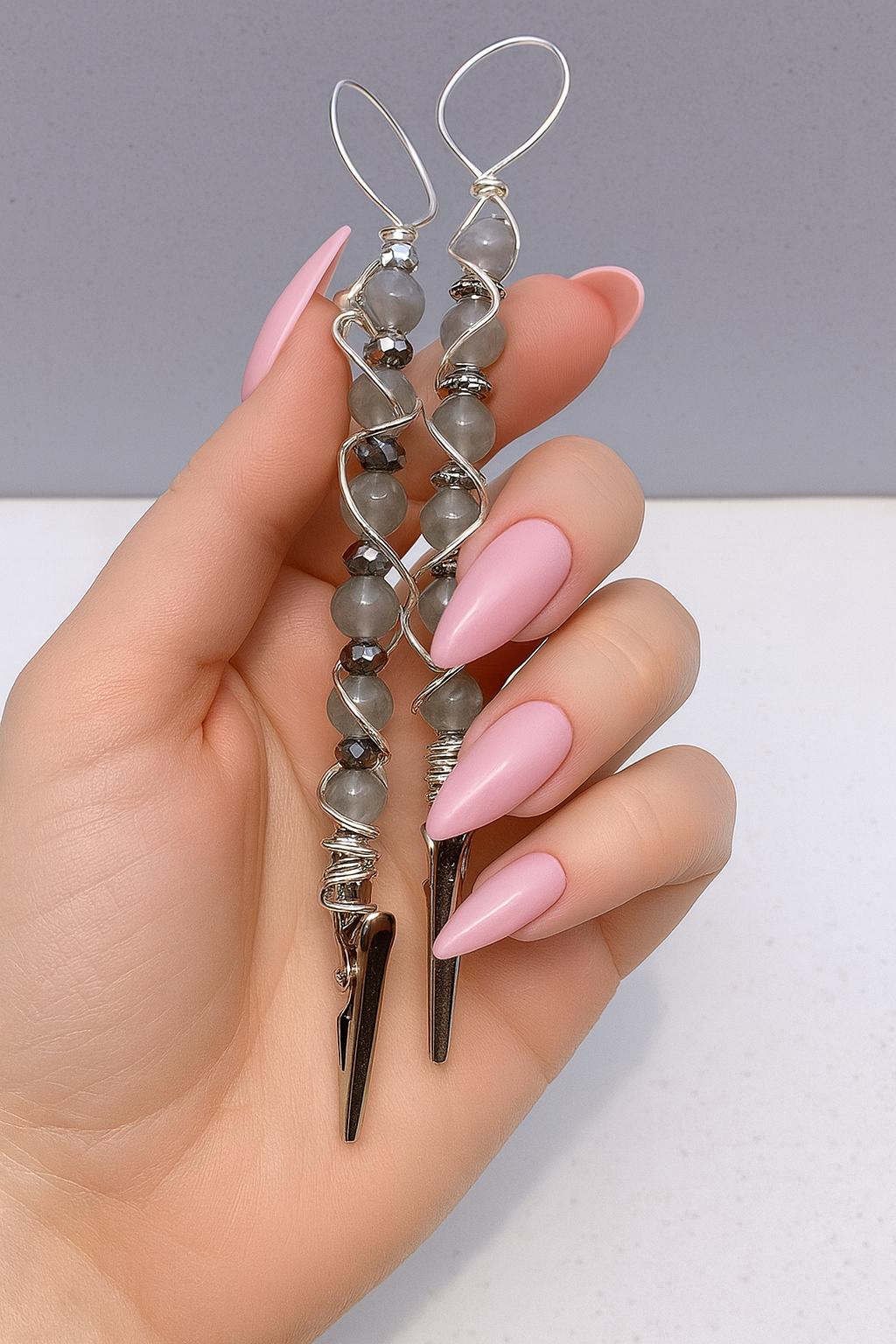 Labornite atm  Card Clip – Wire-Wrapped Long Nail Helper, Bracelet helper tool