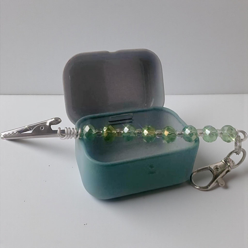 Ocean Green Crystal ATM Card Clip – Long Nail Helper with Matching Storage Tin – Beaded Alligator Grabber