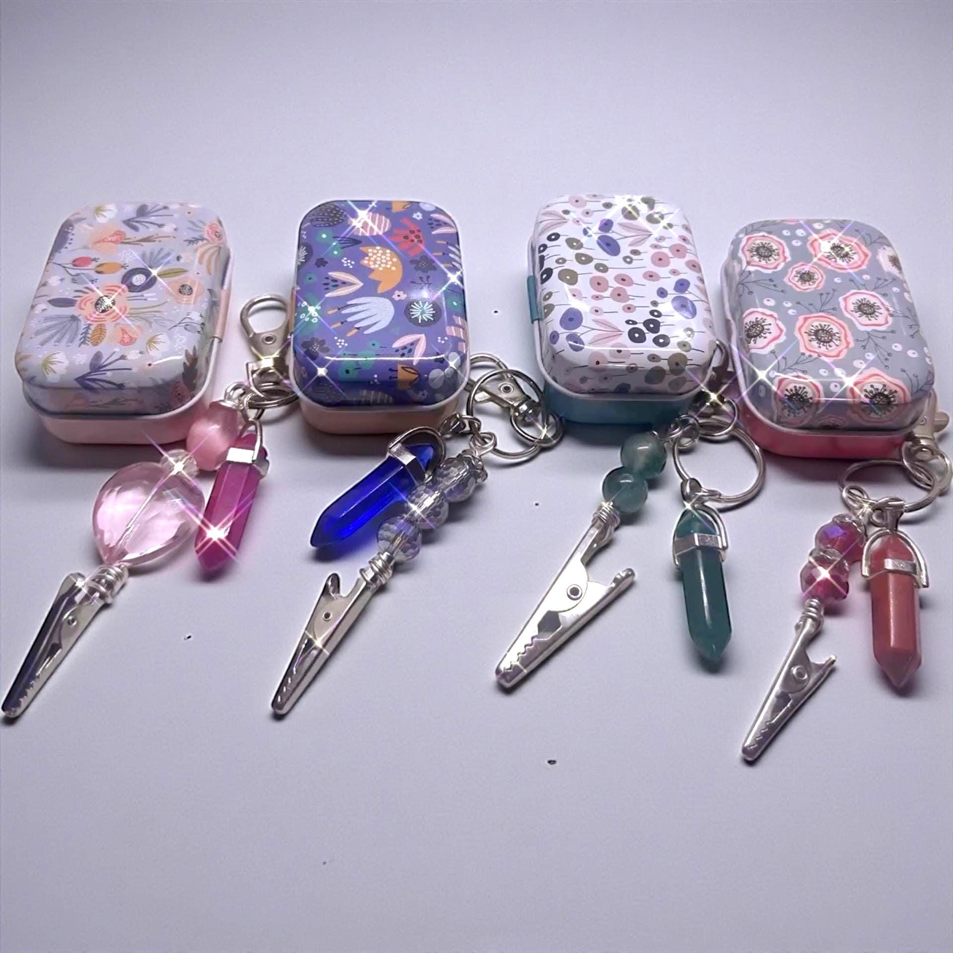 Crystal Point ATM Card Clip – Long Nail Helper, Bracelet Fastener