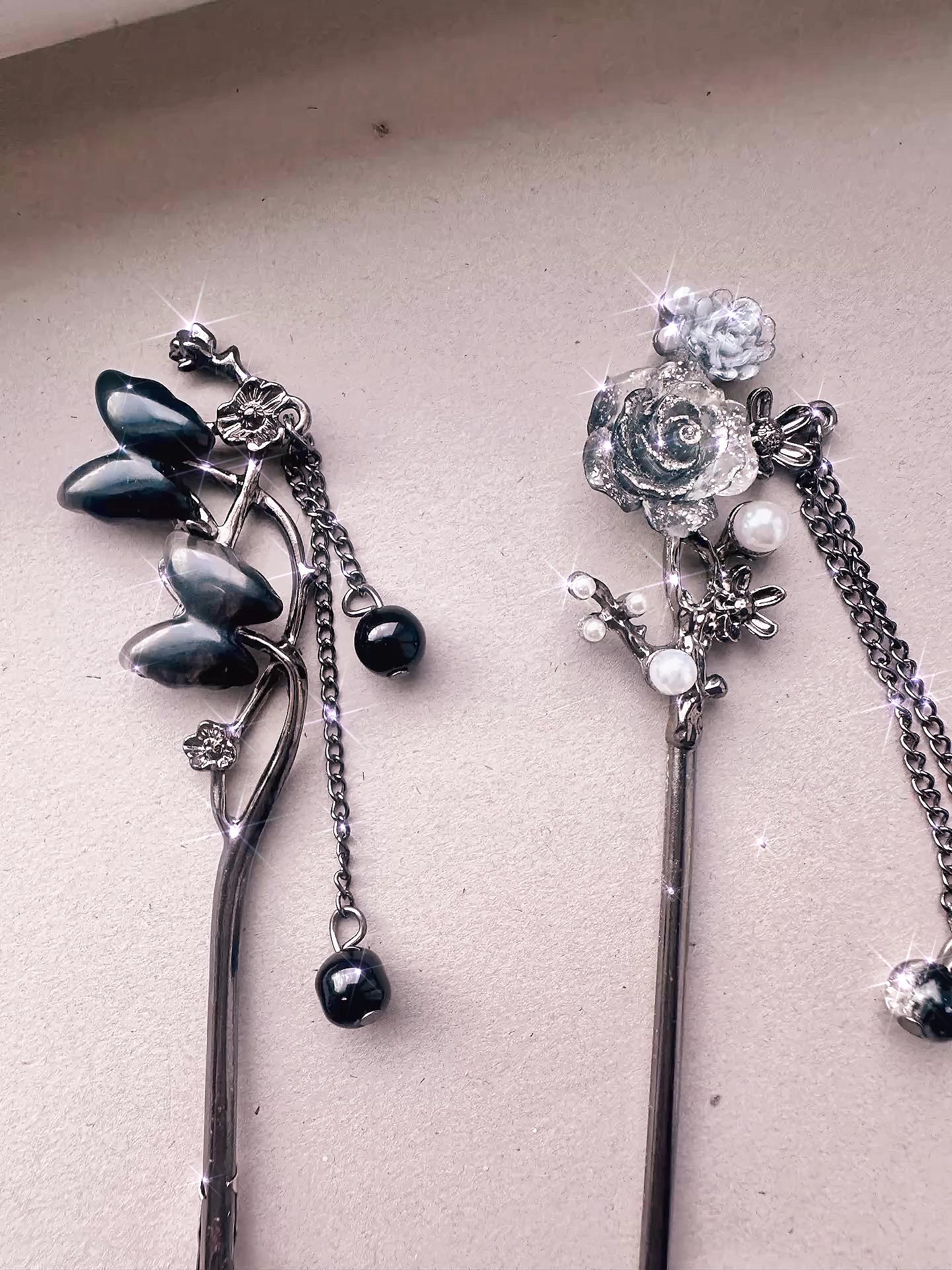 ATM Card Clips   Enchanted Dark Floral  – Handmade, Sparkling, & Magical, long nail helper