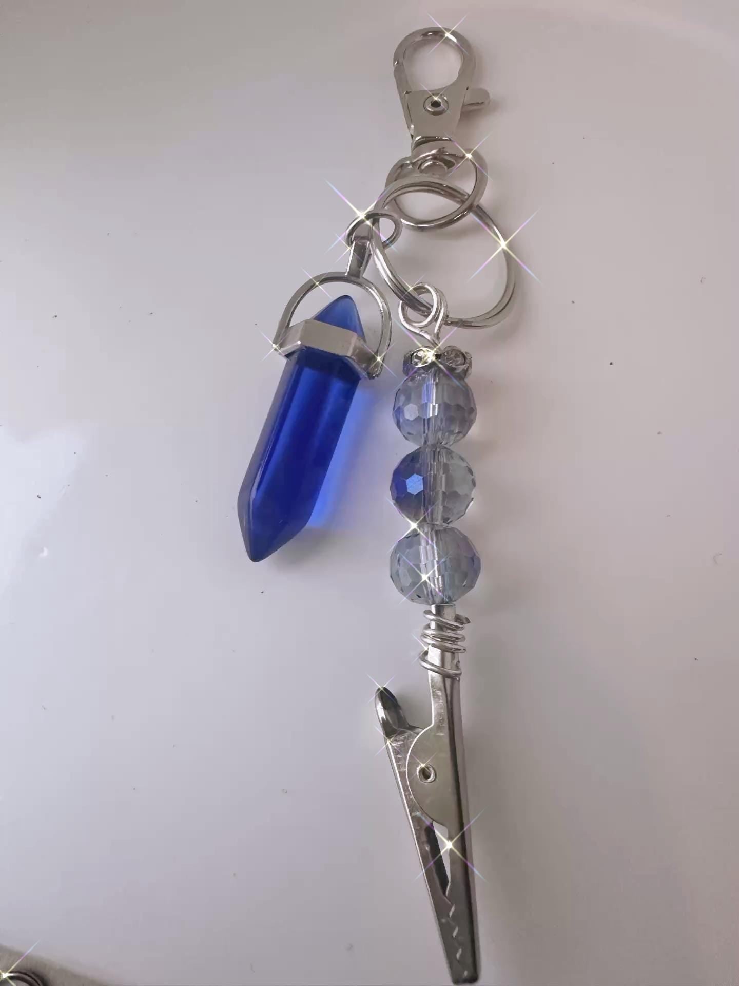 Crystal Point ATM Card Clip – Long Nail Helper, Bracelet Fastener