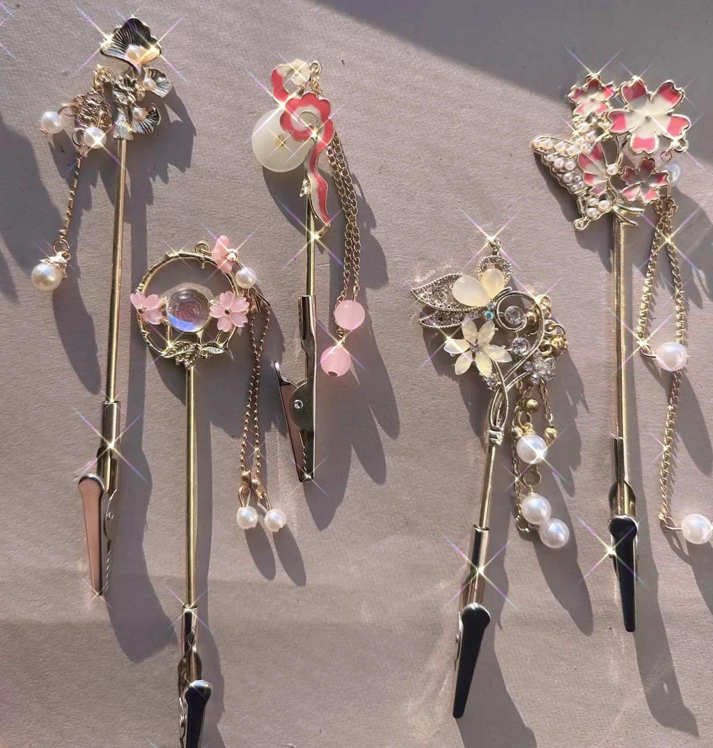 Floral Long Nail Helper & ATM Card Clip.tools Blush Blossom Collection Handmade floral long-nail helpers designed to make everyday tasks