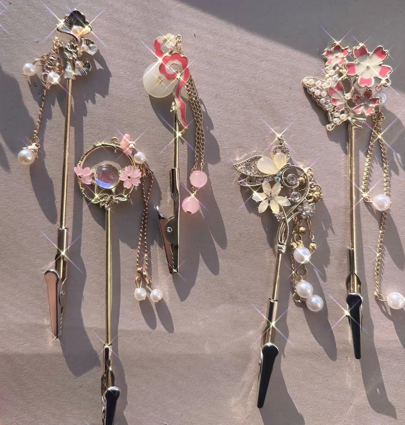 Floral Long Nail Helper & ATM Card Clip.tools Blush Blossom Collection Handmade floral long-nail helpers designed to make everyday tasks
