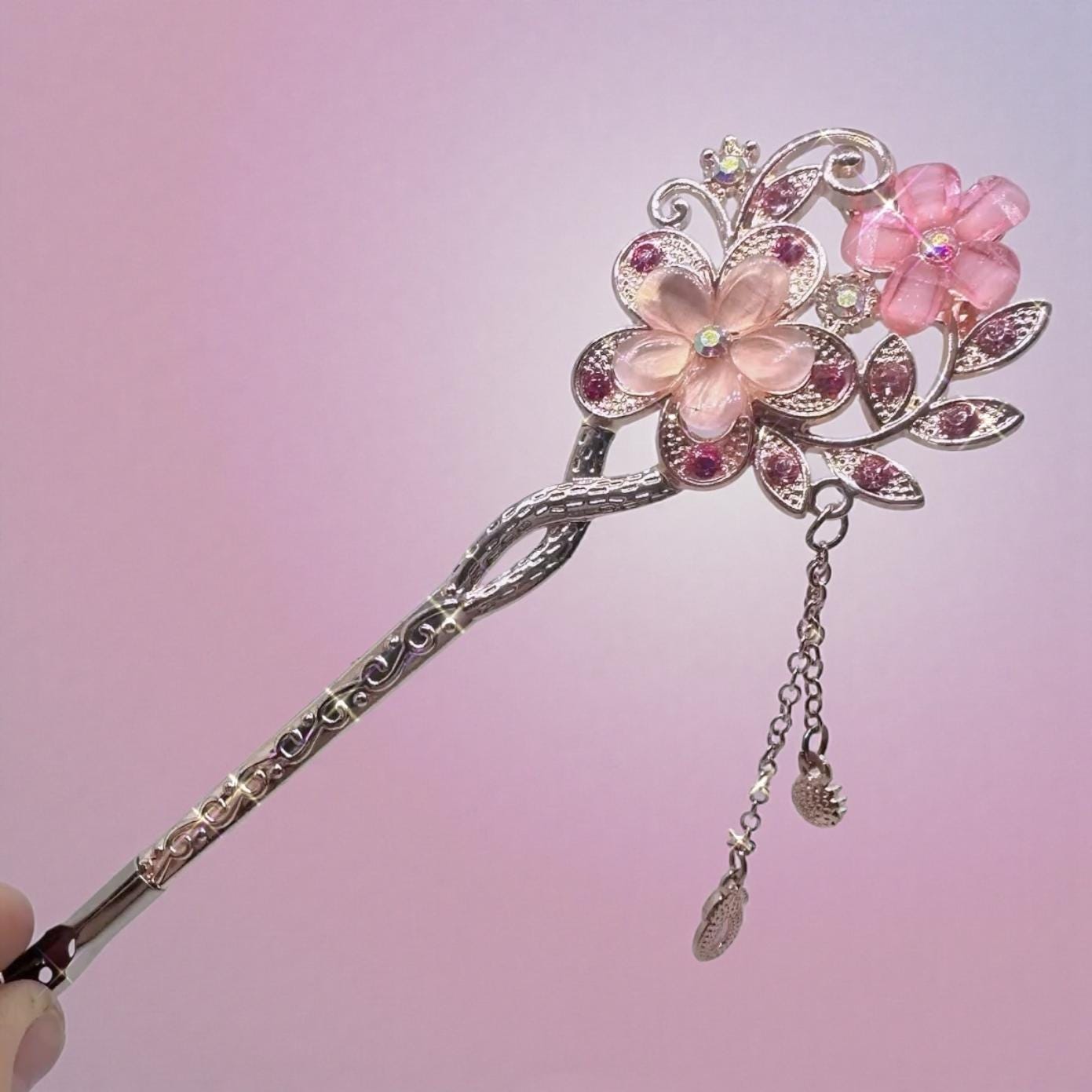Pink Crystal Flower Bracelet Helper – Handmade Beaded ATM Card Clip – Long Nail Bracelet Buddy Tool – Rose Gold Floral Jewelry Aid