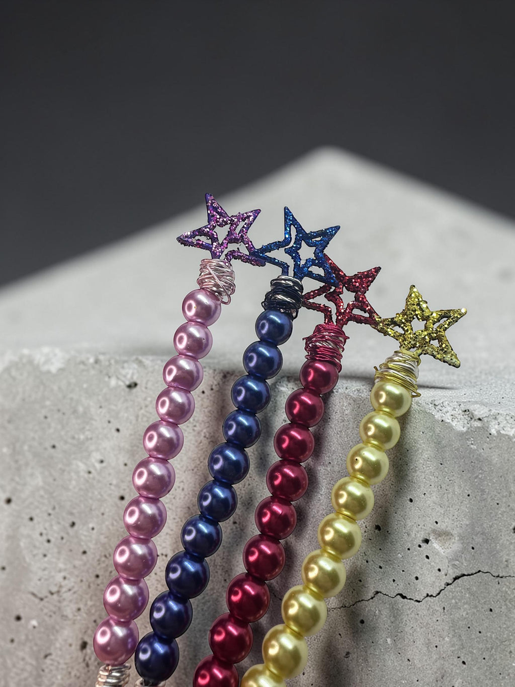 Star Wand ATM Card Grabber – Beaded Bracelet Helper Tool – Long Nail Accessory