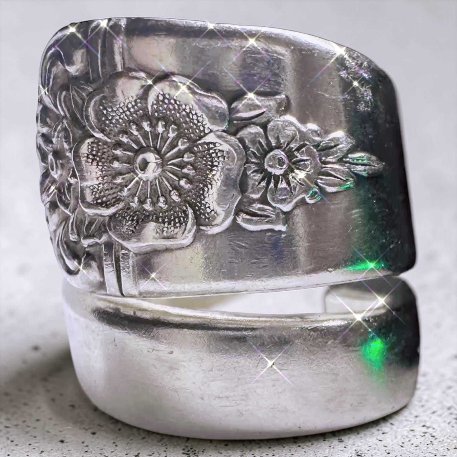 Spoon Ring –  Vintage Wm Rogers Daffodil Edwardian Floral Silverplate Jewelry