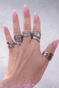 Bague mystère ornementale en acier inoxydable • Bande gravée tendance • Bijoux d'inspiration vintage