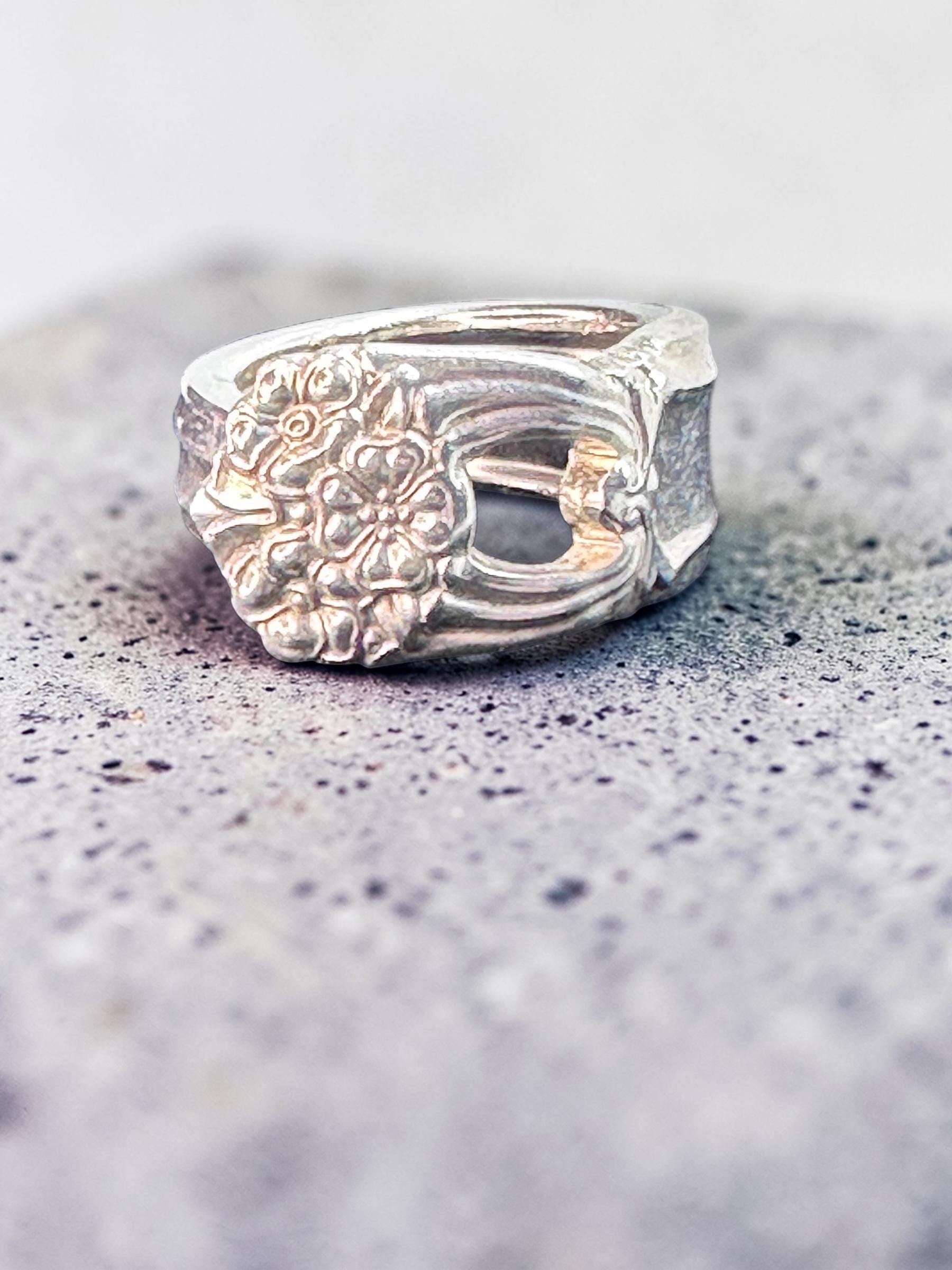 Eternally Yours Spoon Ring – Vintage Silver Plated Floral Scroll Jewelry