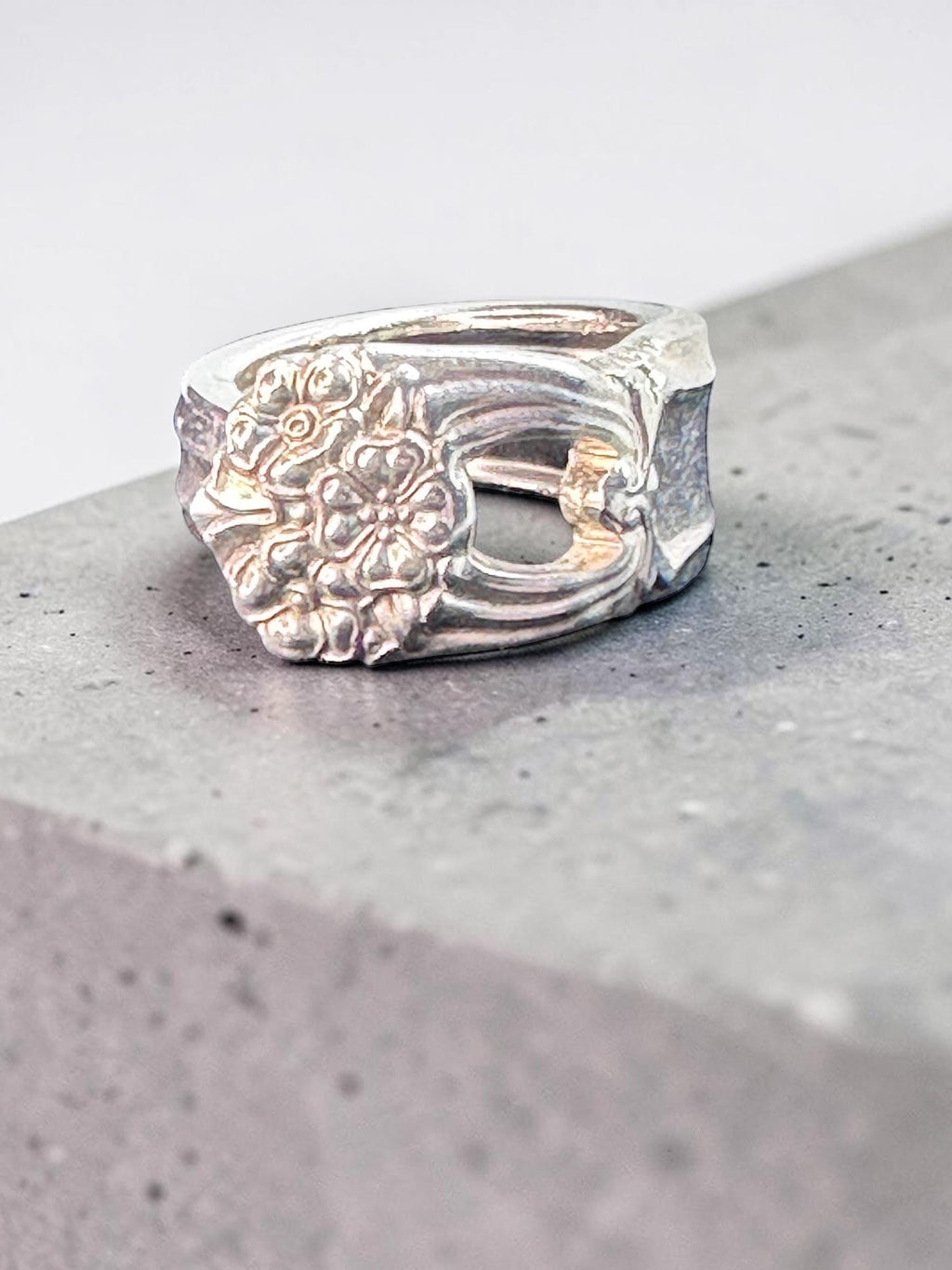Eternally Yours Spoon Ring – Vintage Silver Plated Floral Scroll Jewelry