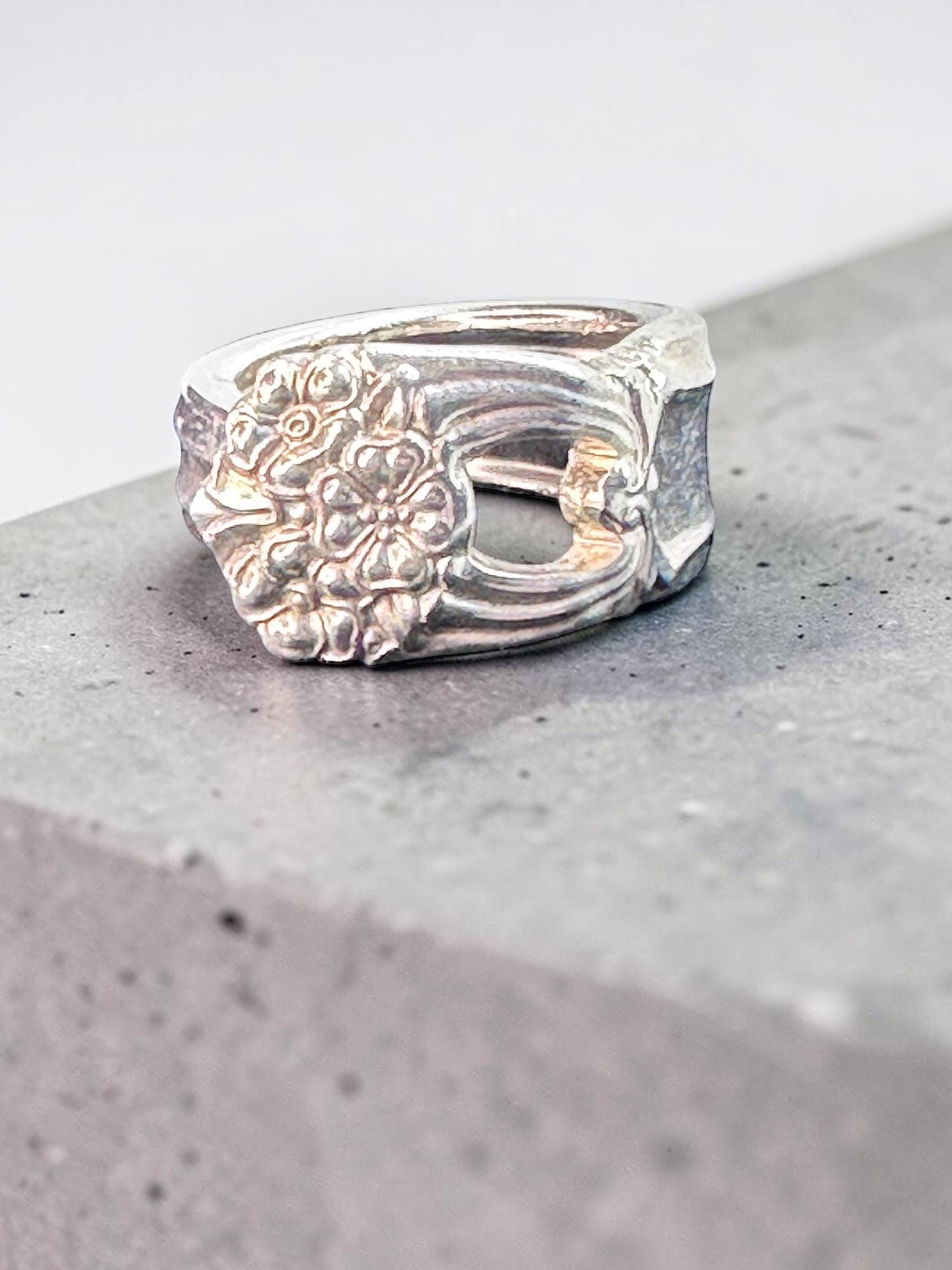 Eternally Yours Spoon Ring – Vintage Silver Plated Floral Scroll Jewelry