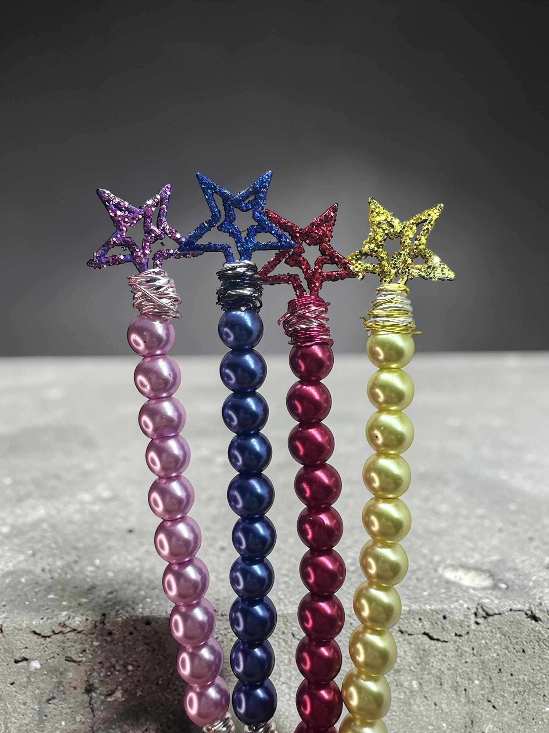 Star Wand ATM Card Grabber – Beaded Bracelet Helper Tool – Long Nail Accessory