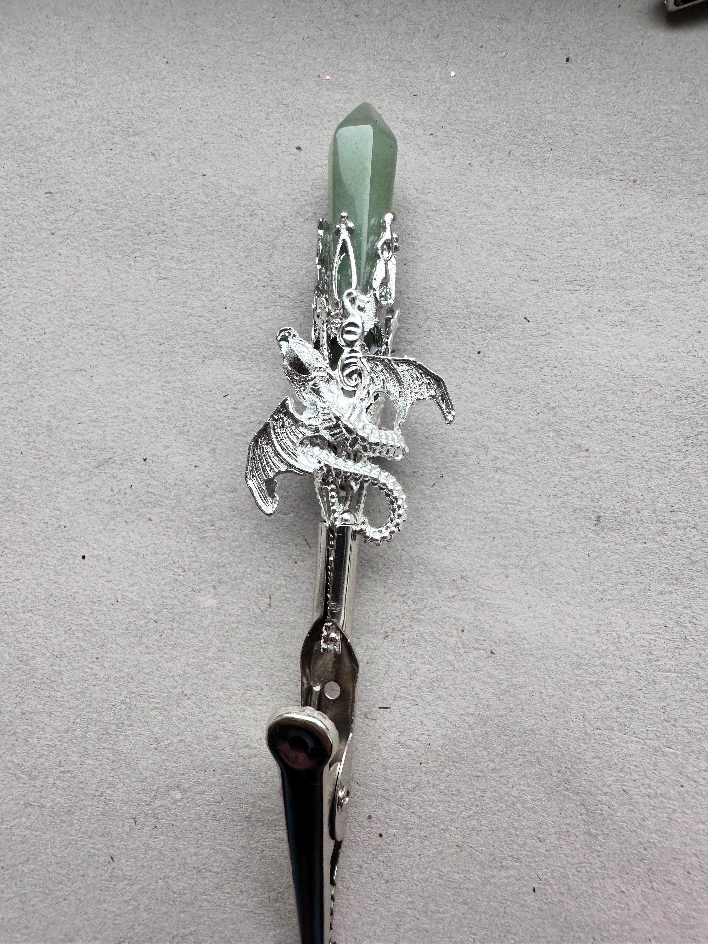 Dragon Crystal Card Clip – Bracelet Helper, Long Nail Tool, Gemstone Keychain Grabber