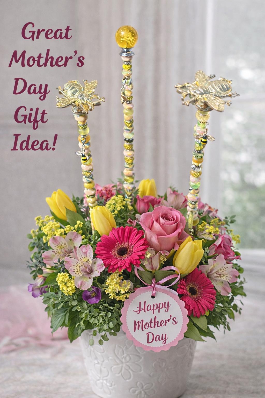 Handmade Bee Garden Stakes, European Bead Floral Decor (Set of 3) spring home decor