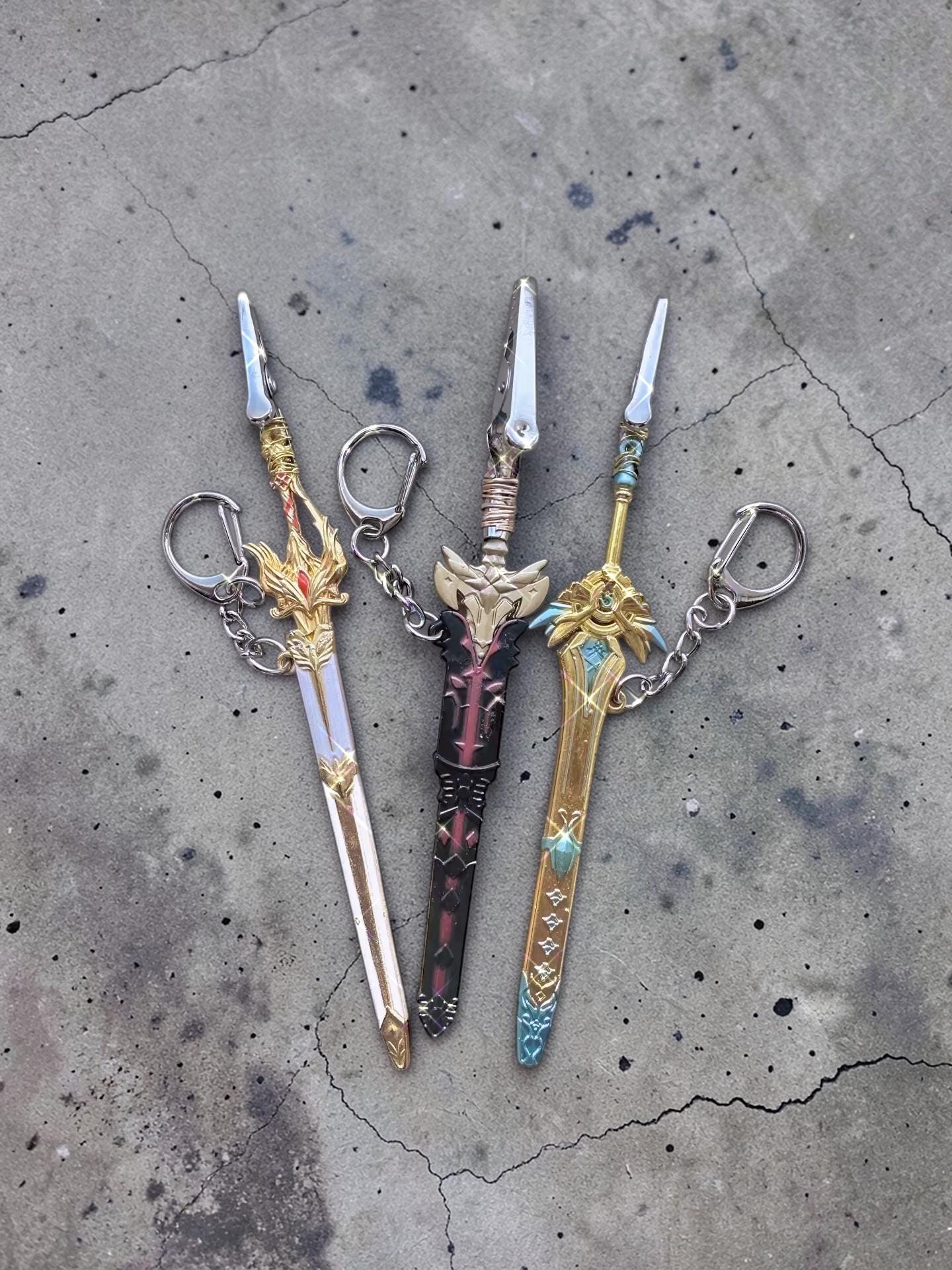 Handmade Fantasy Sword ATM Card Clip Keychain, Long Nail Helper, Gamer Accessory
