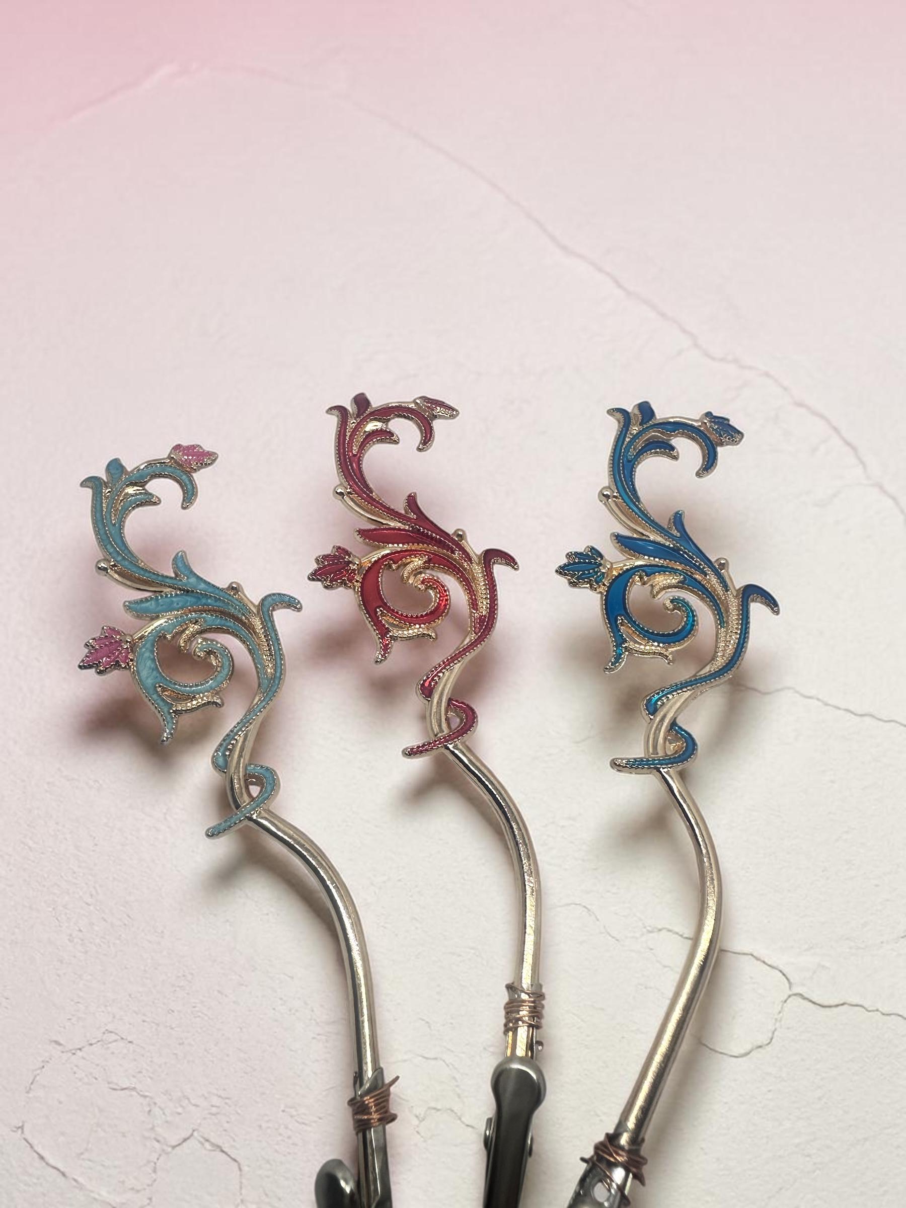 Enamel Floral ATM Card Clip Bracelet Helper – Long Nails Purse Charm Zipper Pull Tool
