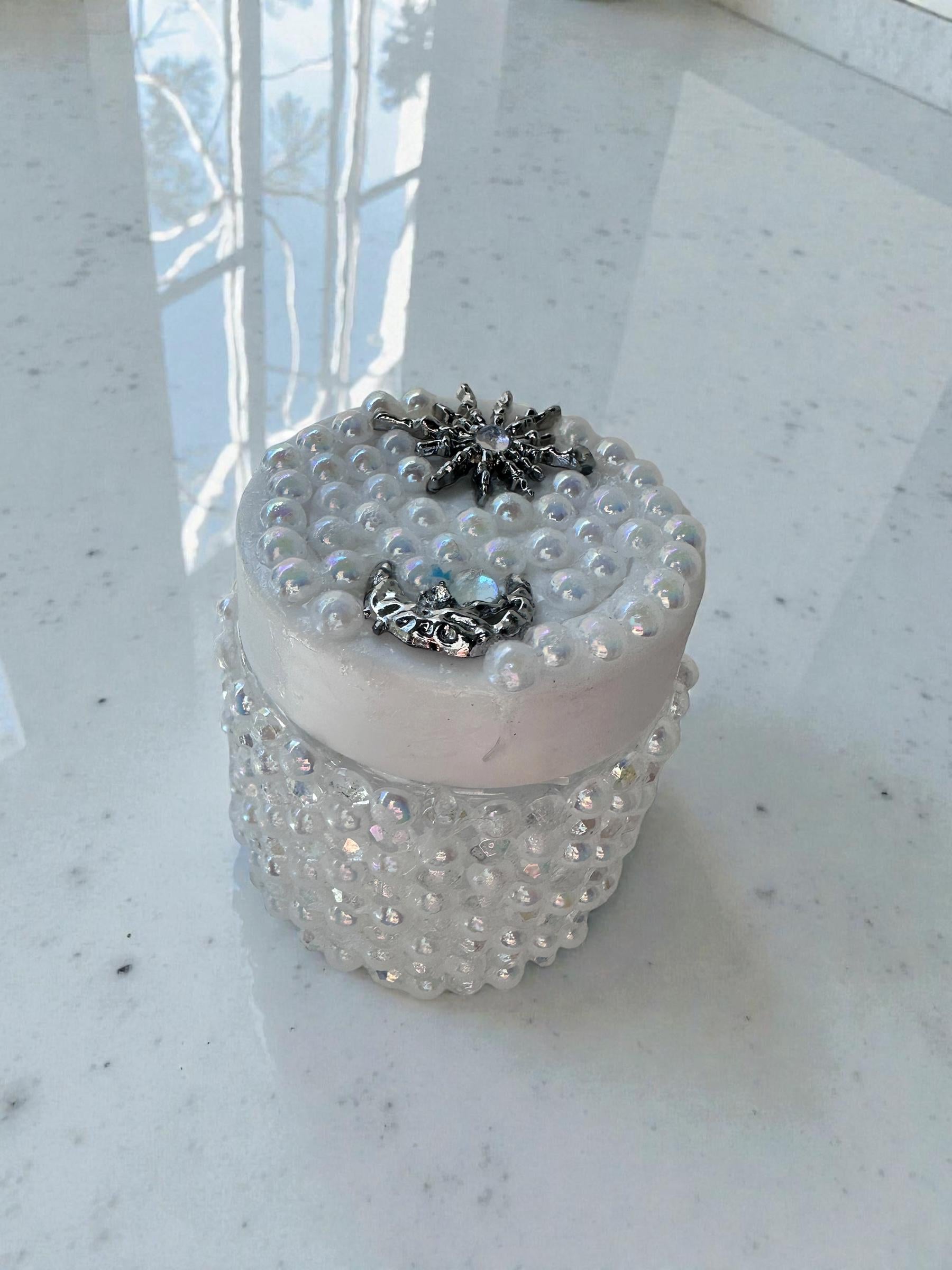 Sparkling Crystal Decor Jar, Rhinestone mini Container, Handmade Glam Storage Jar, Vanity Organizer, Gift for Her, star and moon
