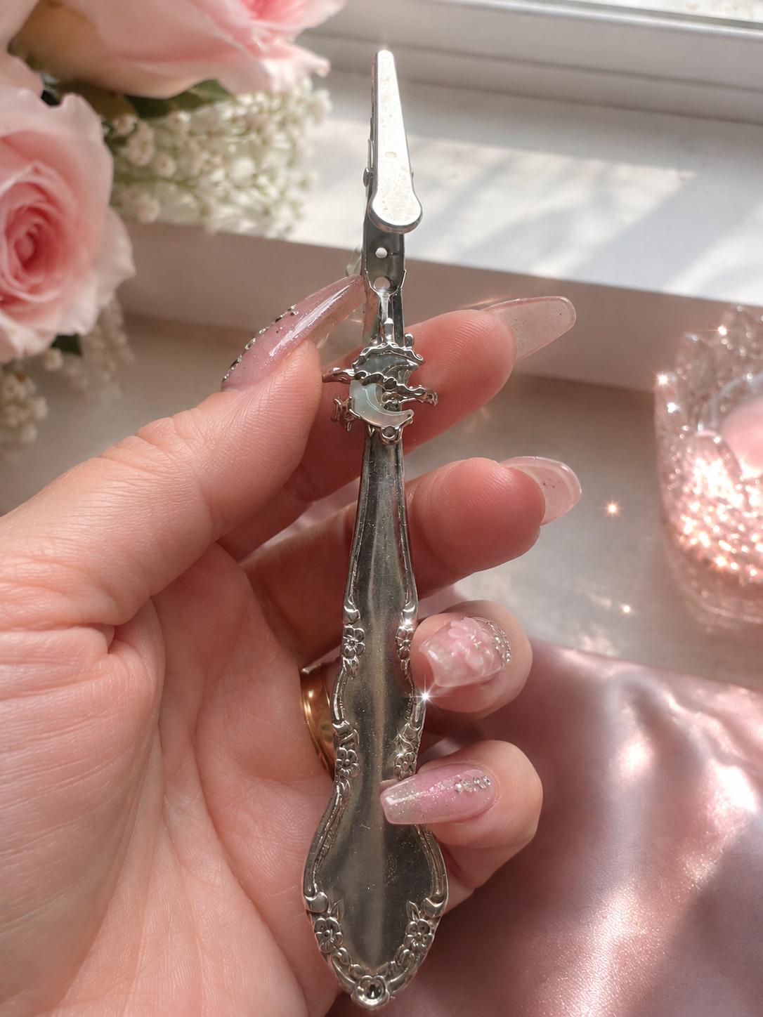 Vintage Spoon Handle ATM Card Clip Keychain – Handmade Long Nail Helper, Credit Card Grabber, Purse Charm, Upcycled Flatware Accessory