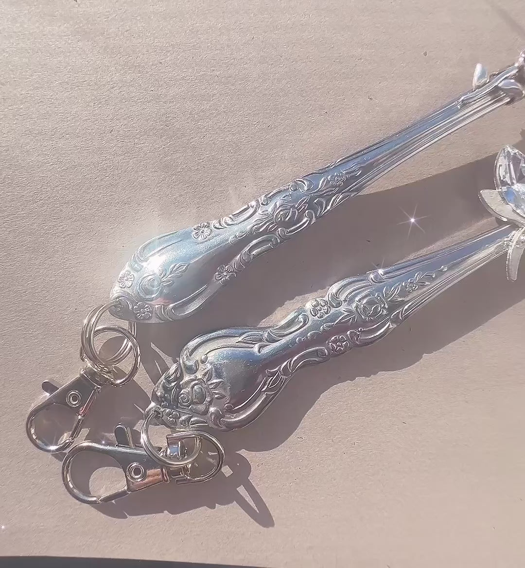Vintage Spoon Rose & Crystal Dragonfly ATM Card Clip – Handmade Bracelet Helper Keychain