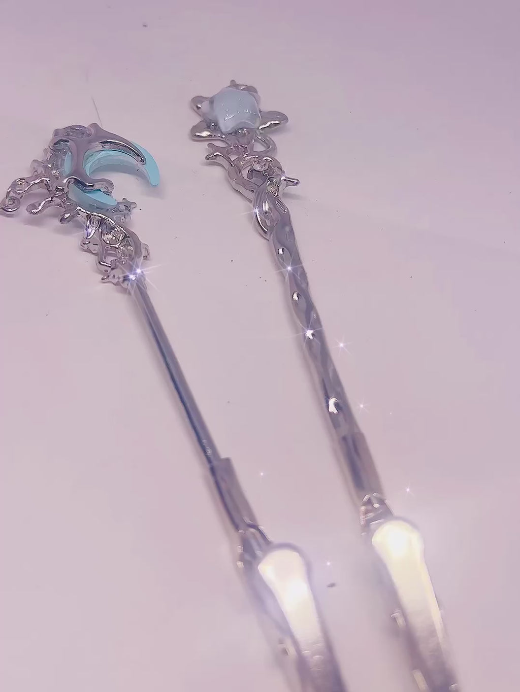 Multitasking Bracelet Helper & ATM Card Retrieval Tool – Stylish Long Nail Aid